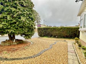 Front Gardens- click for photo gallery